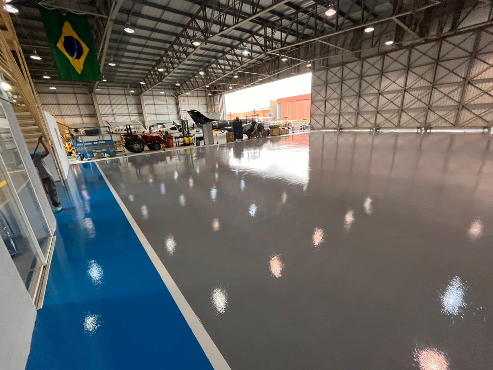 Hangar — obra executada